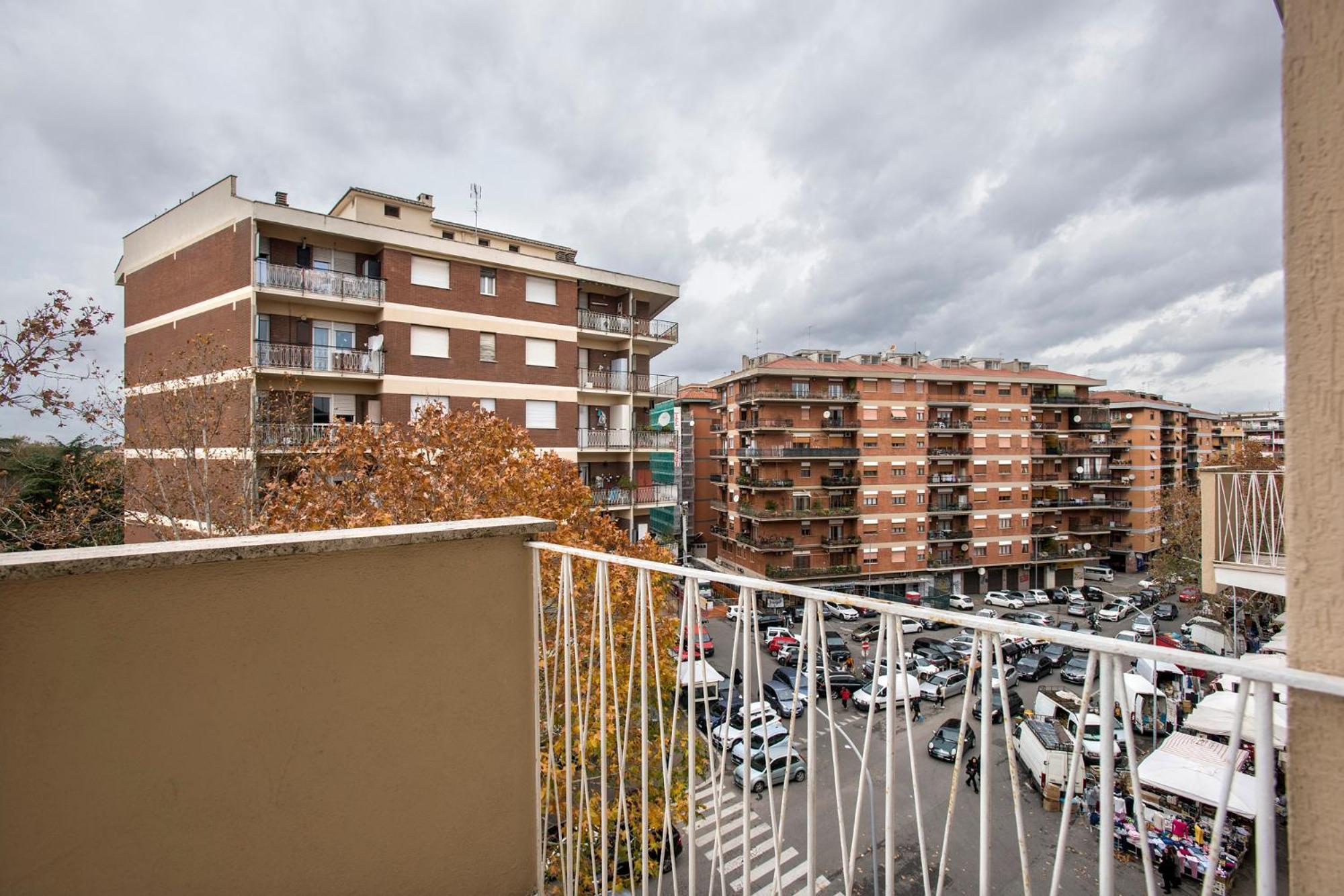 Raven Color Hotel Rome Exterior photo
